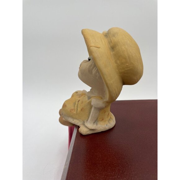 UCTCI Ceramic Girl Figurine In Yellow Dress & Hat With Sweet Smile - Picture 5 of 5